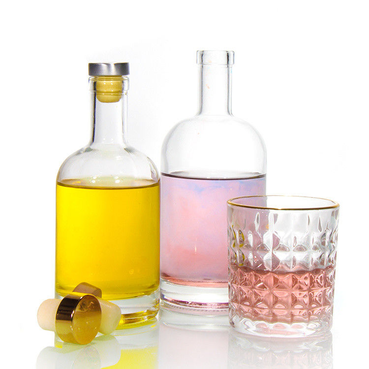 Inventar Glasflaschen Lieferant 750 ml Schwere Glas Flaschen Alkohol für Wodka Billig