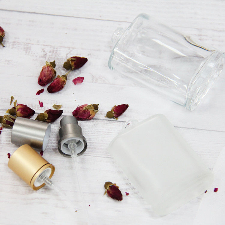 Maßgeschneiderte Quadratische Parfümflasche 30 ml 50 ml 100 ml Farbstoffglasflaschen