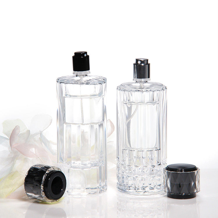 Benutzerdefiniertes Logo Eleganz geschnitzte Dekoration Leere 50ml Glasflasche Luxusparfümflasche