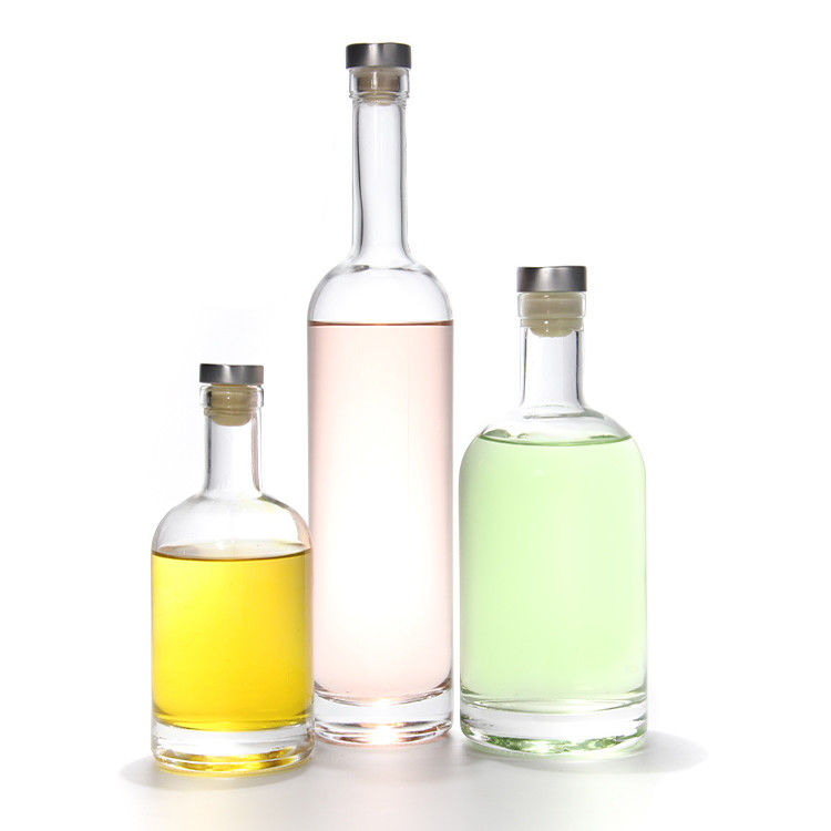 Auf Lager 750 ml transparente Whisky Spirits Glas Flasche mit Kork