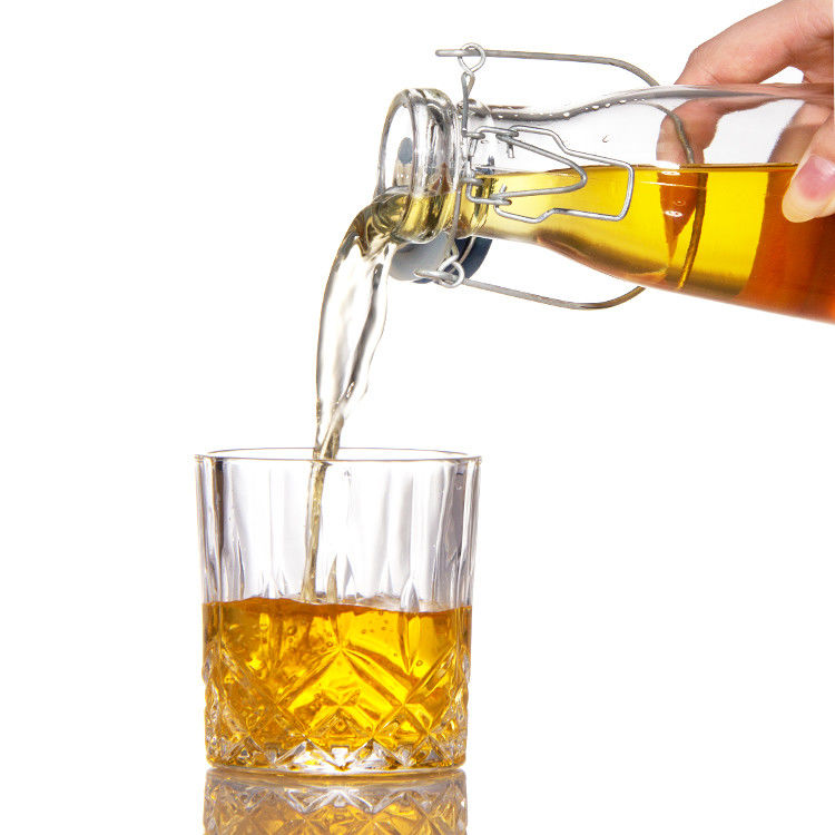 Leere 250 ml 500 ml 750 ml Glasflasche mit leicht schwingender Kappe für Getränke Saft Bier Wodka Whisky