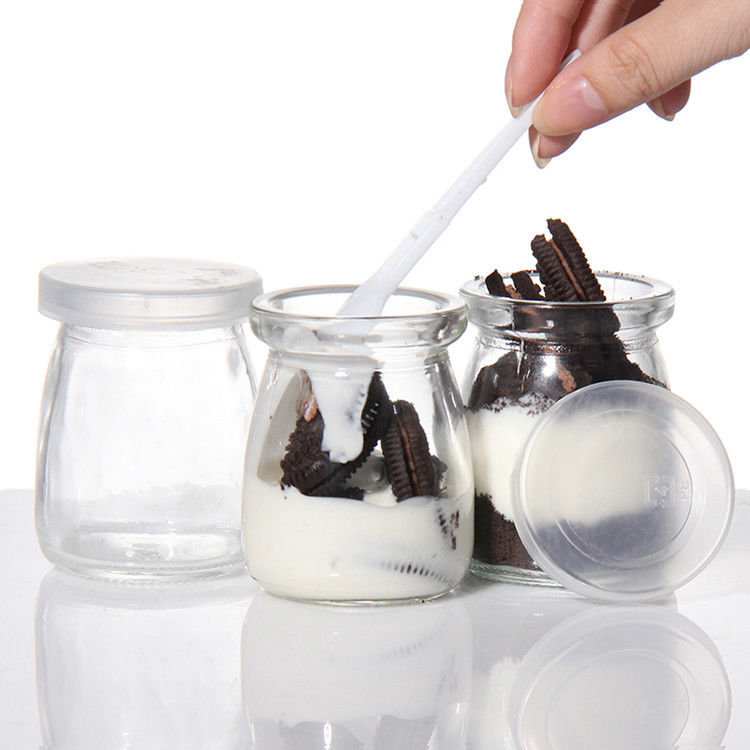 8oz leere Glasflasche mit Joghurt, Puddingglas und Frischmilchflasche mit Korkkappe