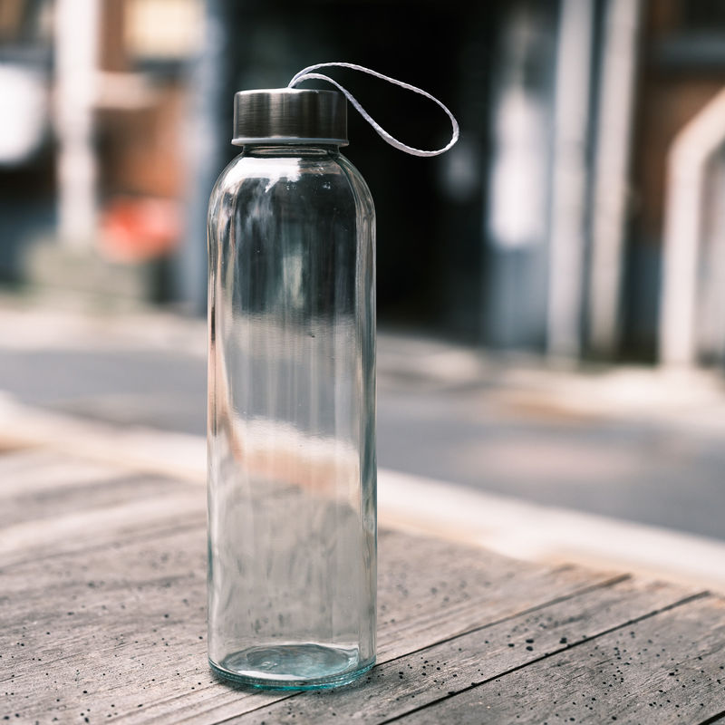 350 ml 500 ml runde Sportflasche mit hochborosilikathaltigem Glas mit Silikonhüllen